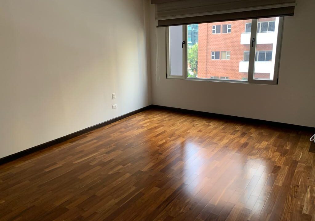 apartamento-en-alquiler-edificio-aria-zona-10-6