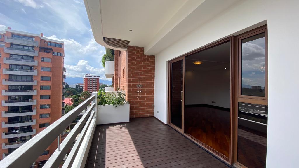 Apartamento en venta zona 10 Edificio Vivenza