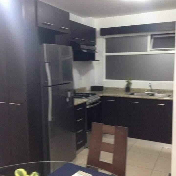 apartamento-en-alquiler-amueblado-edificio-santa-maria-las-charcas-zona-11-3