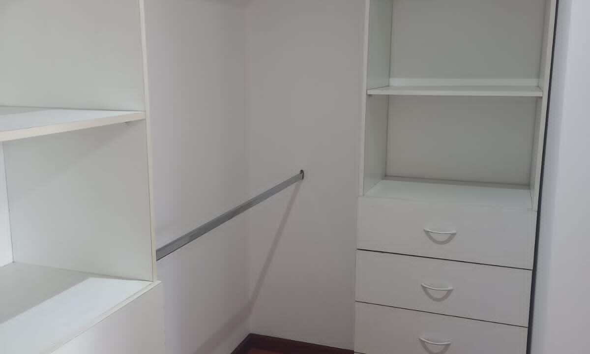 apartamento-en-alquiler-zona-14-edificio-bellini-9