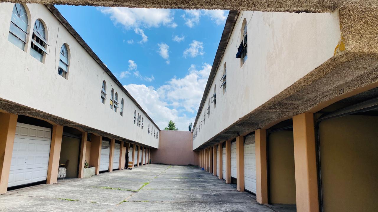 Autohotel para Remodelar en Venta en zona 11, Colonia Las Charcas